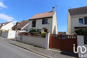 Maison traditionnelle à CHILLY-MAZARIN (91380)