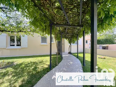 Maison traditionnelle à Saint-Sauveur-d'Aunis (17540)