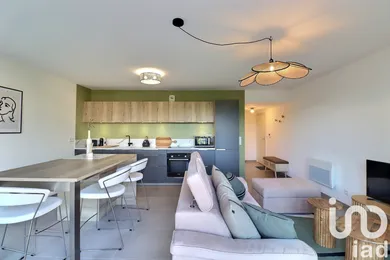 Apartment in Aix-en-Provence (13100)