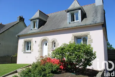 Traditional house in Le Mené (22330)