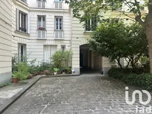 Apartment at Paris (75014)
