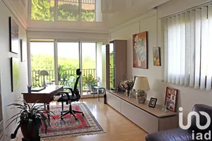 Appartement à POISSY (78300)