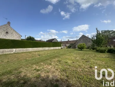 Building plot in Montmachoux (77940)