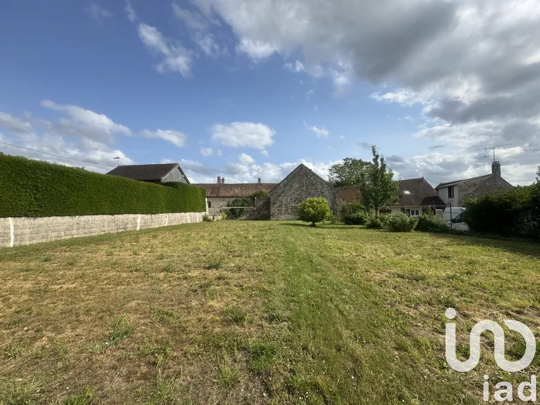 Terrain à bâtir à Montmachoux (77940) · 55 000 €
