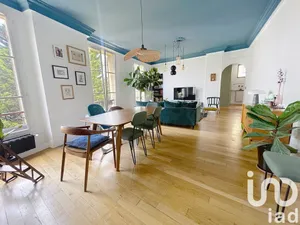 Apartment at Saint-Cloud (92210)