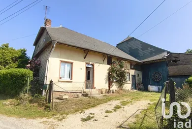 Traditional house at Parfondeval (02360)