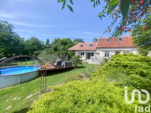 House at Neuilly-Saint-Front (02470)