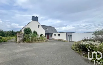 House at Paimpol (22500) — 3/23