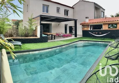 House at Claira (66530)