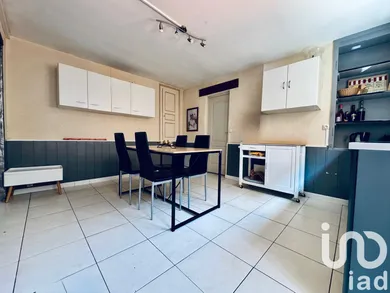 Village house at Mailly-Champagne (51500)