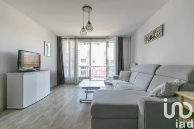 Apartment in Livry-Gargan (93190)