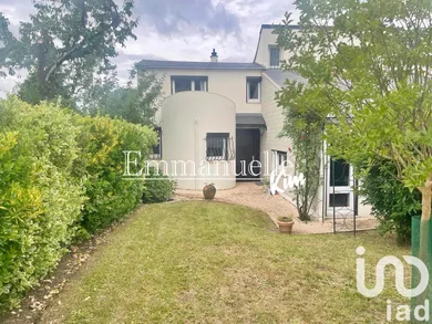 House at Margency (95580)