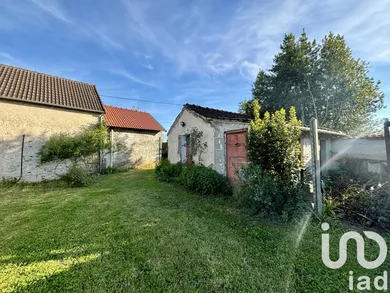 Longere in Neuilly-en-Dun (18600)