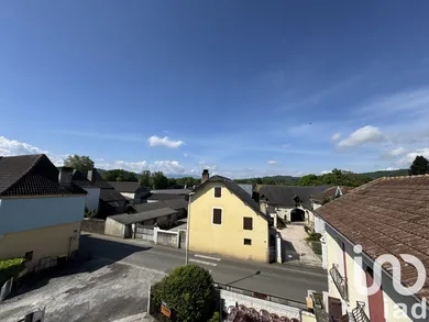 Building in Pardies-Piétat (64800)