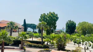 Apartment at La Londe-les-Maures (83250)