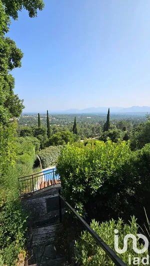 House at Roquebrune-sur-Argens (83520)