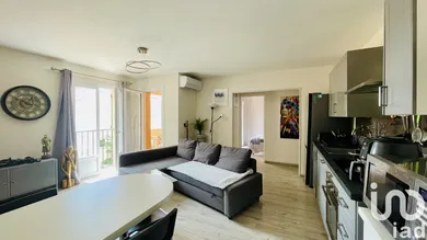 Apartment at La Londe-les-Maures (83250)