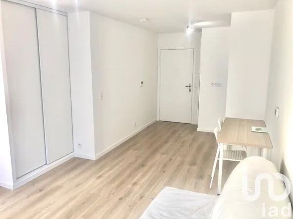 Appartement à Guyancourt (78280) photo 2