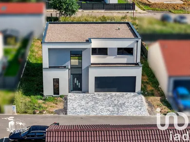 Architectural house in Féy (57420)