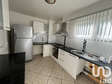 Appartement à Villiers-le-Bel (95400) — 3/11