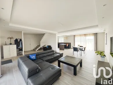 House in Rosel (14740)