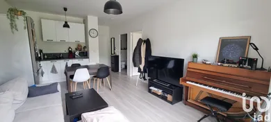 Appartement à Saint-Cyr-sur-Loire (37540)