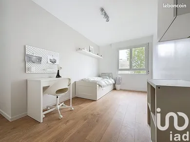 Apartment in Massy (91300)