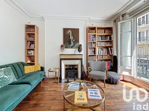 Apartment at Courbevoie (92400)