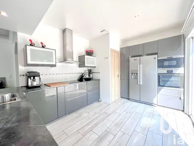 House at Vidauban (83550) — 12/21