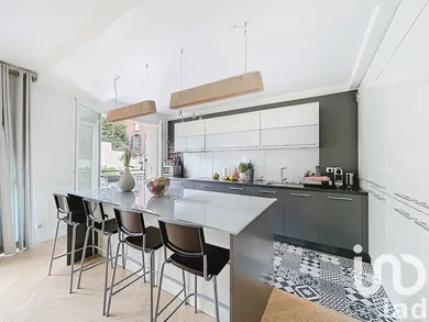 Duplex at Rueil-Malmaison (92500)