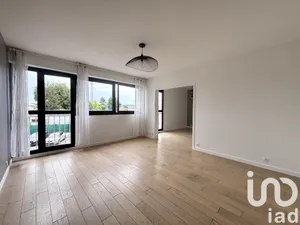 Apartment at Ablon-sur-Seine (94480)