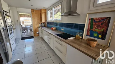 House in Cenon (33150)