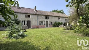 Park home at Vers (71240)