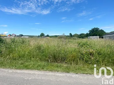 Building plot at Mons (63310)