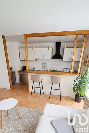 Apartment at Le Chesnay (78150)