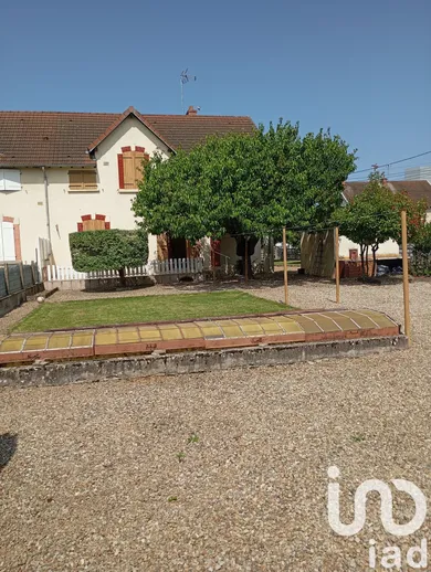 House at Gueugnon (71130)