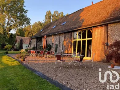 Domain in Pacy-sur-Eure (27120)