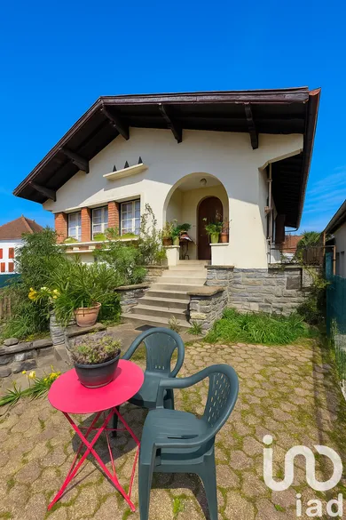 Townhouse at Saint-Palais (64120)