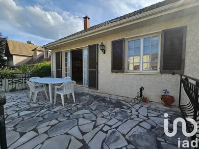 House at Bezons (95870)