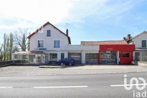 Immeuble à Linards (87130)