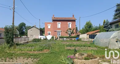 Building at Sorbiers (42290)