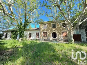 House at Violès (84150)