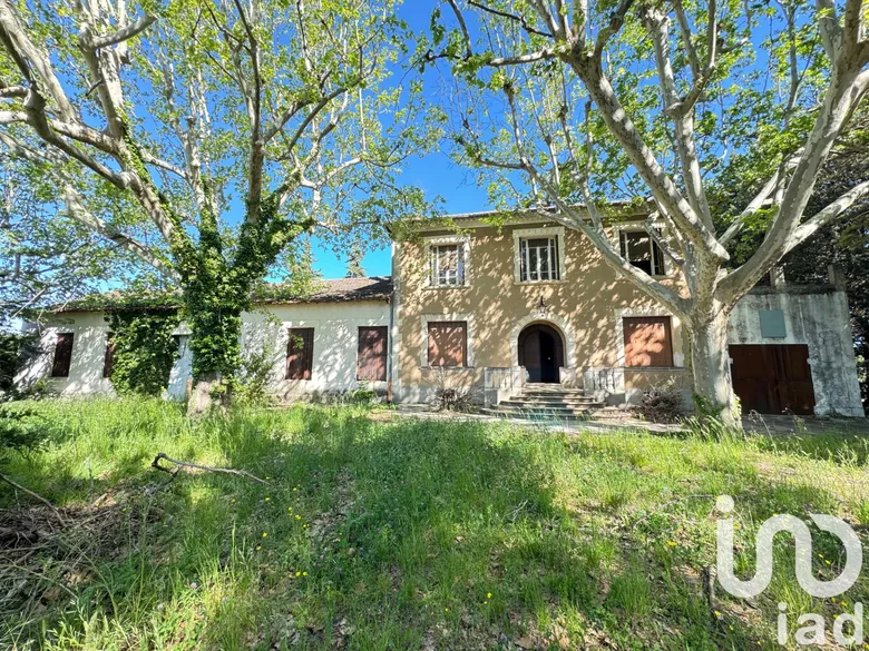 Maison 6 pièces 175 m² · à Violès · 175 m² · 677 000 €