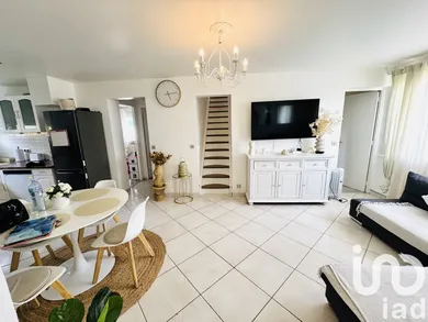 Detached house in Saint-Germain-Laval (77130)