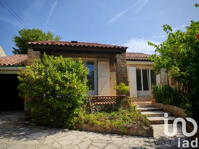 Traditional house at Six-Fours-les-Plages (83140)