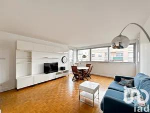 Apartment at Massy (91300)