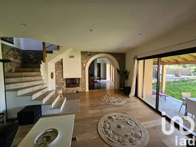 Châlet à Saint-Apollinaire (05160)