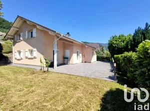 House at Cluses (74300)