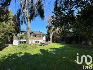 Pavillon à Viry-Châtillon (91170)