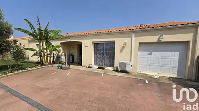 Maison traditionnelle à Sainte-Néomaye (79260)